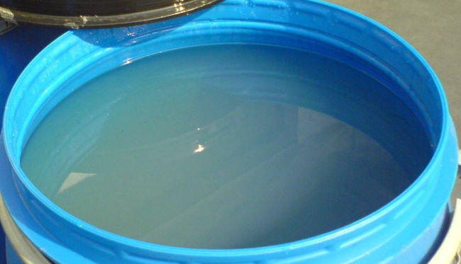 聚乙烯醇膠水出現(xiàn)泡沫，起泡原因有哪些？